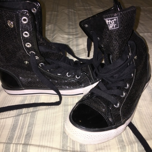 Gotta flirt sequence shoes - Picture 1 of 7